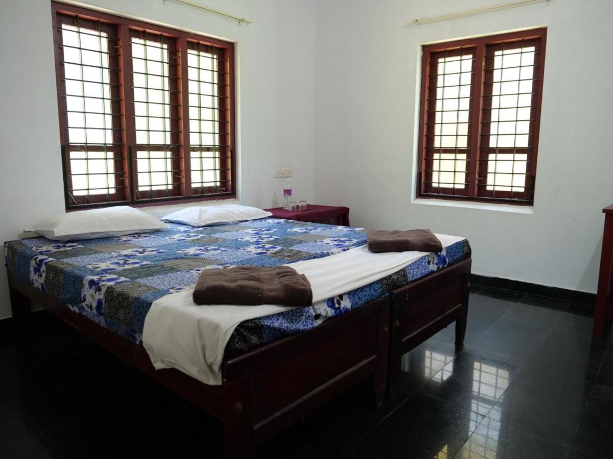 Secret Paradise Hotel Varkala Bagian luar foto