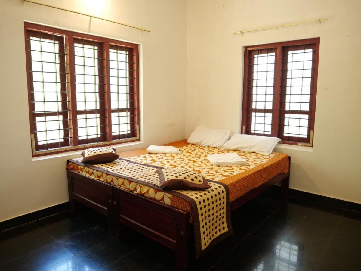 Secret Paradise Hotel Varkala Bagian luar foto