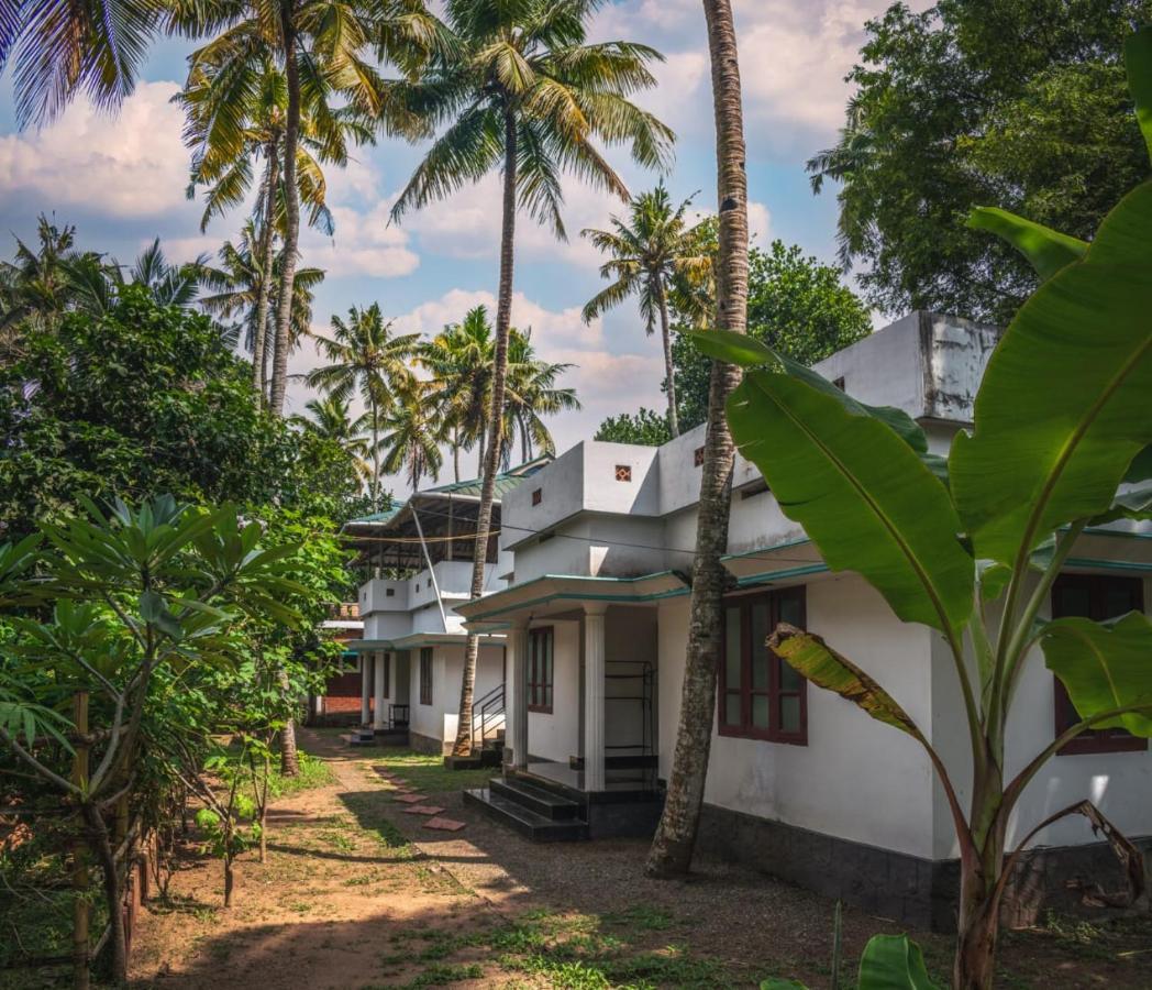 Secret Paradise Hotel Varkala Bagian luar foto